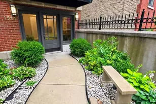 1514 W Thomas St, Chicago, IL 60642 - Photo 2