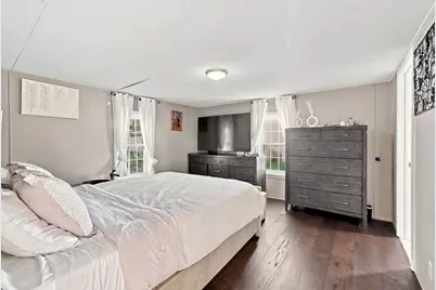 1035 Springdale Lane, Dekalb, IL 60115 - Photo 18