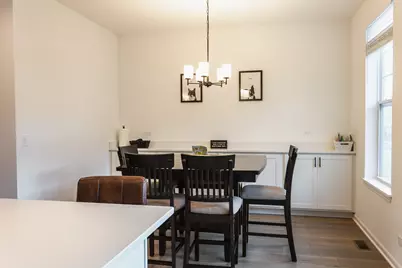 30W004 Brayman Court, Warrenville, IL 60563 - Photo 6