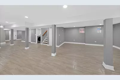 7625 S Clyde Avenue, Chicago, IL 60649 - Photo 18
