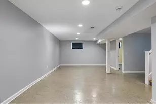 10100 S Bensley Ave, Chicago, IL 60617 - Photo 18