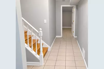 339 W 17th Street, Chicago Heights, IL 60411 - Photo 8