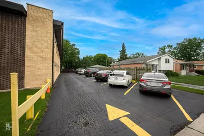 9533 Mansfield Avenue #1, Oak Lawn, IL 60453 - Photo 10