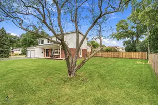 2703 N Ridge Ave, Arlington Heights, IL 60004 - Photo 24