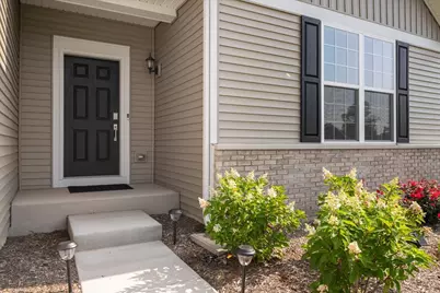 422 Cottrell Lane, Aurora, IL 60506 - Photo 2