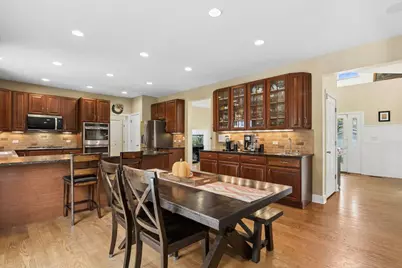 33147 N Lake Shore Drive, Grayslake, IL 60030 - Photo 6