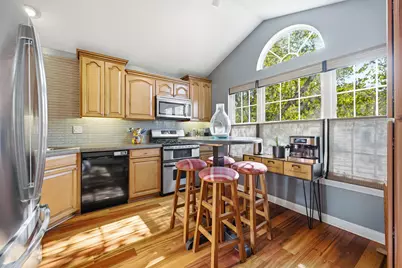30W101 Willow Lane #B, Warrenville, IL 60555 - Photo 12