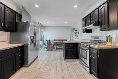 100 S Mill Meadow Lane, Addison, IL 60101 - Photo 6