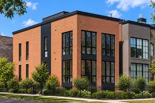 2504 W Palmer St, Chicago, IL 60647 - Photo 1