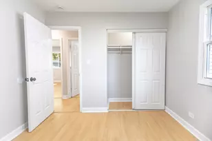 17751 Hillcrest Dr, Country Club Hills, IL 60478 - Photo 14