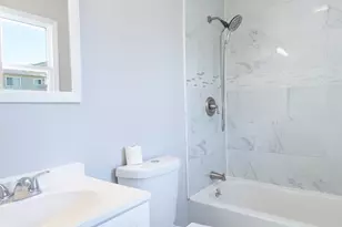 17751 Hillcrest Dr, Country Club Hills, IL 60478 - Photo 18
