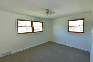4927 40th Ave, Kenosha, WI 53144 - Photo 4