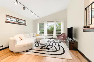 4441 Foster St, Skokie, IL 60076 - Photo 4
