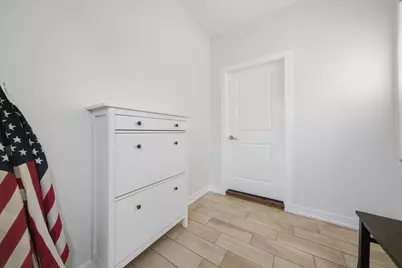 3855 N New England Avenue, Chicago, IL 60634 - Photo 8