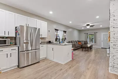 2613 S 6th Street, Rockford, IL 61109 - Photo 12