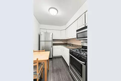 8541 Lotus Avenue #714, Skokie, IL 60077 - Photo 6