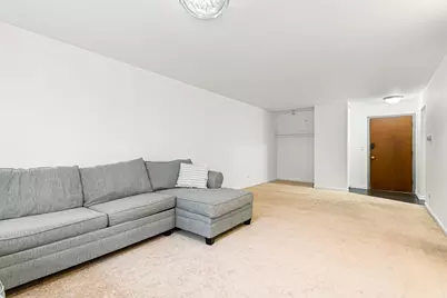 8541 Lotus Avenue #714, Skokie, IL 60077 - Photo 4