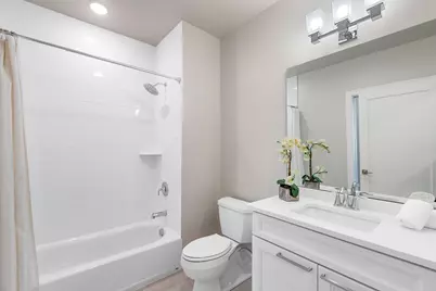 880 Lee Street #207, Des Plaines, IL 60016 - Photo 8