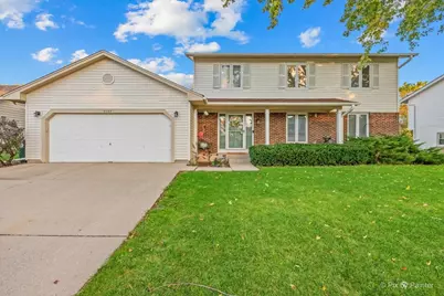 1061 Florida Lane, Elk Grove Village, IL 60007 - Photo 1