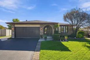 16042 85th Ct, Tinley Park, IL 60487 - Photo 1
