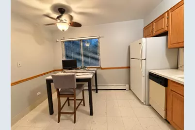 1321 S Finley Road #312, Lombard, IL 60148 - Photo 6