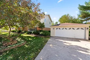 9414 S 69th Ave, Oak Lawn, IL 60453 - Photo 20