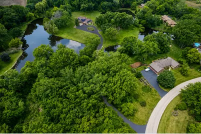17N396 Binnie Lakes Trail, Dundee, IL 60118 - Photo 2