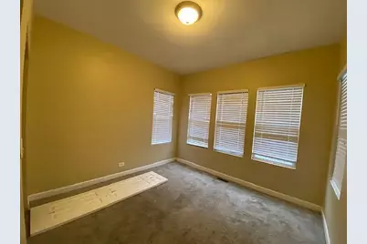 [Address not provided], Chicago, IL 60649 - Photo 8