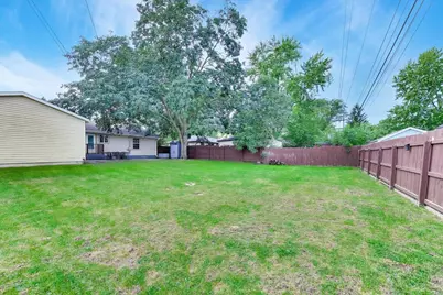 1721 W Illinois Avenue, Aurora, IL 60506 - Photo 34