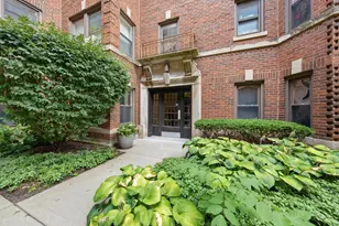 52 Forest Ave, Riverside, IL 60546 - Photo 2