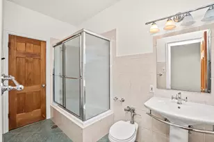 2912 N Commonwealth Ave, Chicago, IL 60657 - Photo 20