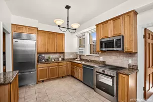 2912 N Commonwealth Ave, Chicago, IL 60657 - Photo 10
