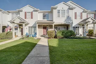 2272 Reflections Dr, Aurora, IL 60502 - Photo 1