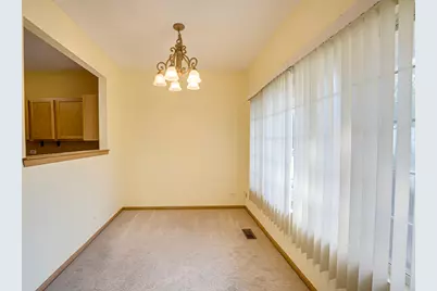 2272 Reflections Drive #2272, Aurora, IL 60502 - Photo 4