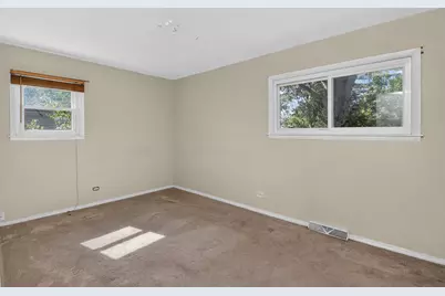 7714 Brookhaven Avenue, Darien, IL 60561 - Photo 10