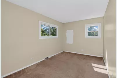 7714 Brookhaven Avenue, Darien, IL 60561 - Photo 14