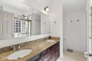 4226 N Ashland Ave, Chicago, IL 60613 - Photo 16