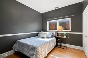 4226 N Ashland Ave, Chicago, IL 60613 - Photo 10
