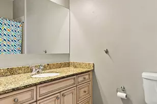 4226 N Ashland Ave, Chicago, IL 60613 - Photo 12