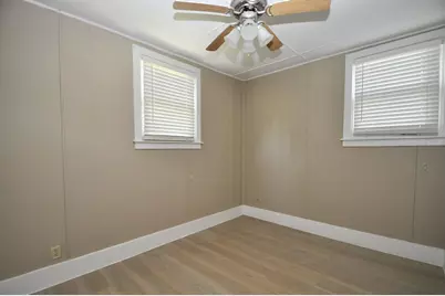 615 Green Street #LOWER, Ottawa, IL 61350 - Photo 8