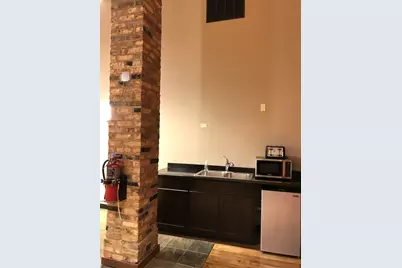 221 E Chicago Street #104, Elgin, IL 60120 - Photo 10