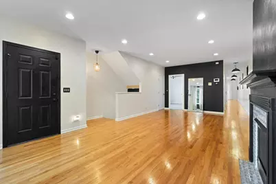 [Address not provided], Chicago, IL 60624 - Photo 4