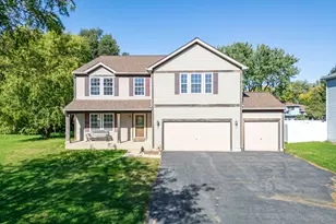 603 Walnut Ave, Maple Park, IL 60151 - Photo 2