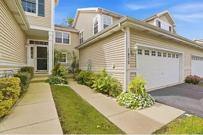 1472 W Remington Lane #1472, Round Lake, IL 60073 - Photo 2
