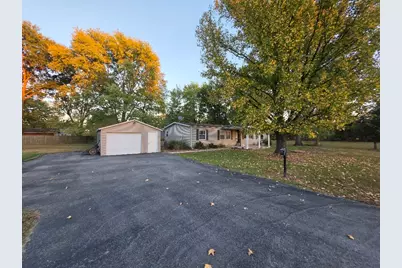 119 W Galaxy Drive, Chicago, IL 62898 - Photo 14