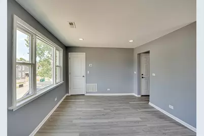 208 Mound Street #2, Joliet, IL 60433 - Photo 4