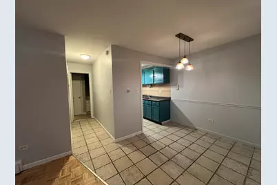 2A Dundee Quarter Drive #108, Palatine, IL 60074 - Photo 2