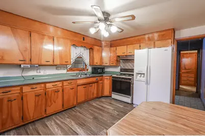 495 Cook Boulevard, Bradley, IL 60915 - Photo 6