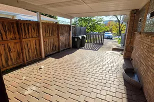 8512 Frontage Rd, Morton Grove, IL 60053 - Photo 4