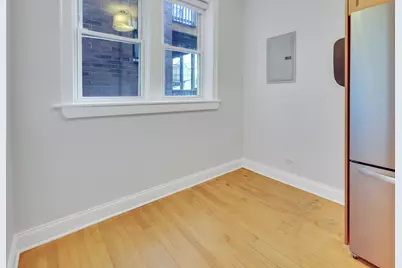 3404 N Bell Avenue #1, Chicago, IL 60618 - Photo 8